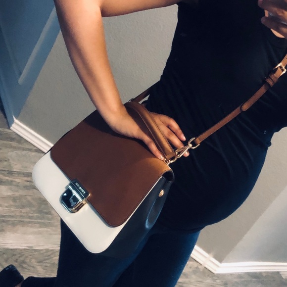 Hp🎁 Beautiful Michael Kors Set ♥️ - Picture 3 of 8